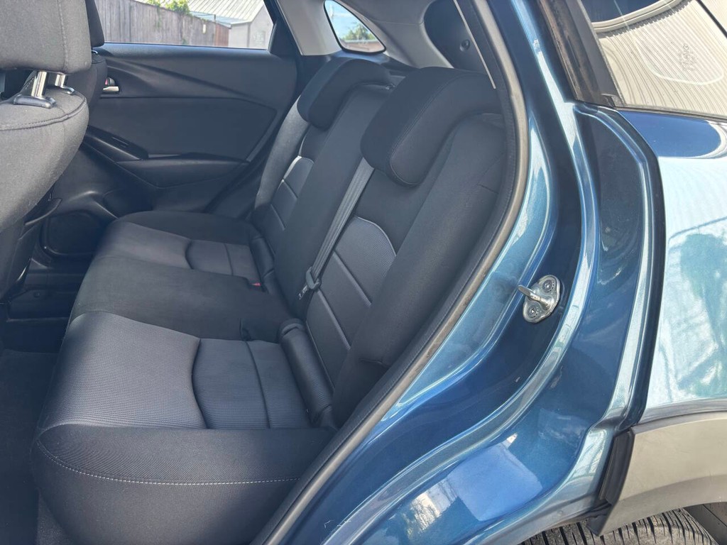 Mazda CX-3 Vehicle Full-screen Gallery Image 13