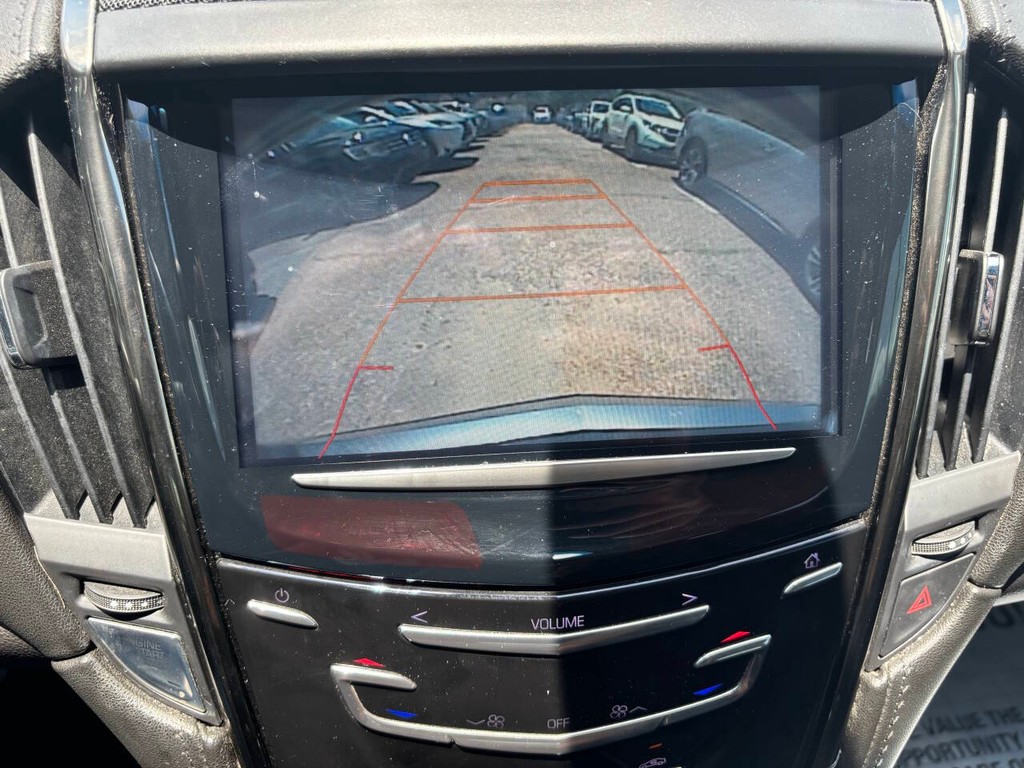 Cadillac ATS Coupe Vehicle Full-screen Gallery Image 19