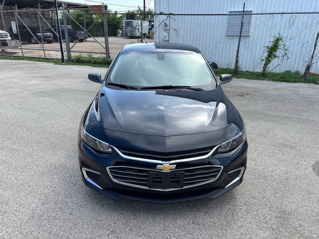 Chevrolet Malibu Vehicle Full-screen Gallery Image 03