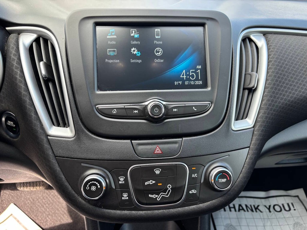 Chevrolet Malibu Vehicle Full-screen Gallery Image 20