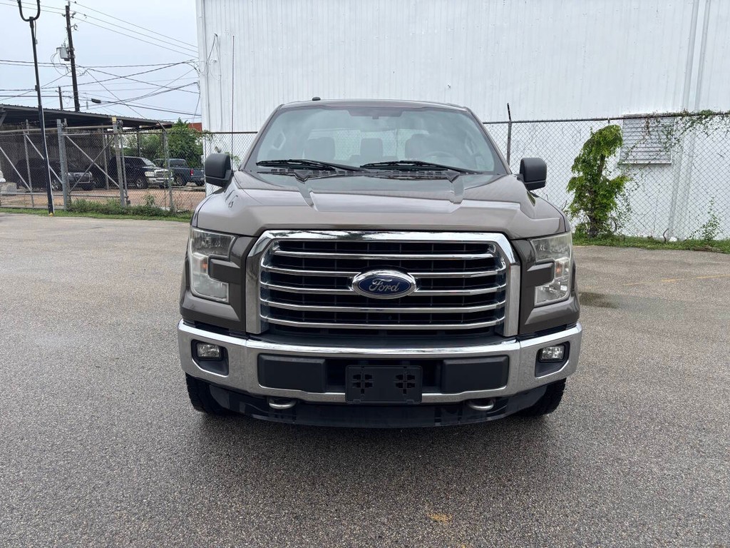 Ford F-150 Vehicle Full-screen Gallery Image 02