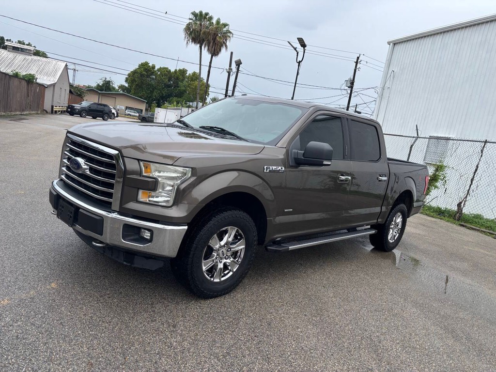 Ford F-150 Vehicle Full-screen Gallery Image 04
