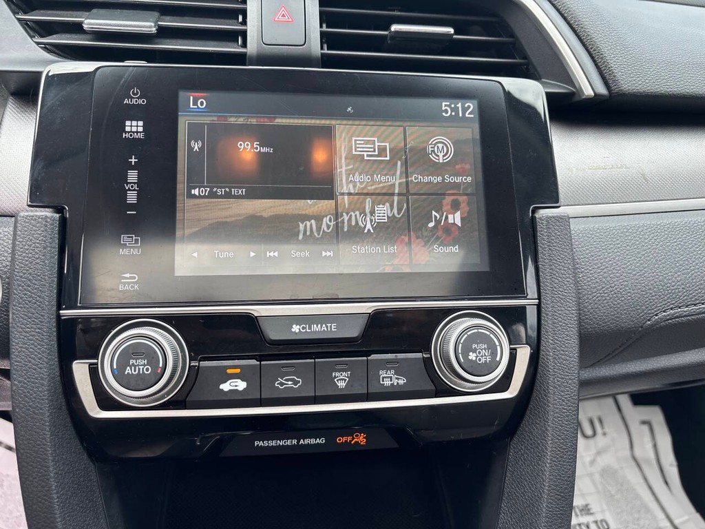 Honda Civic Sedan Vehicle Full-screen Gallery Image 19