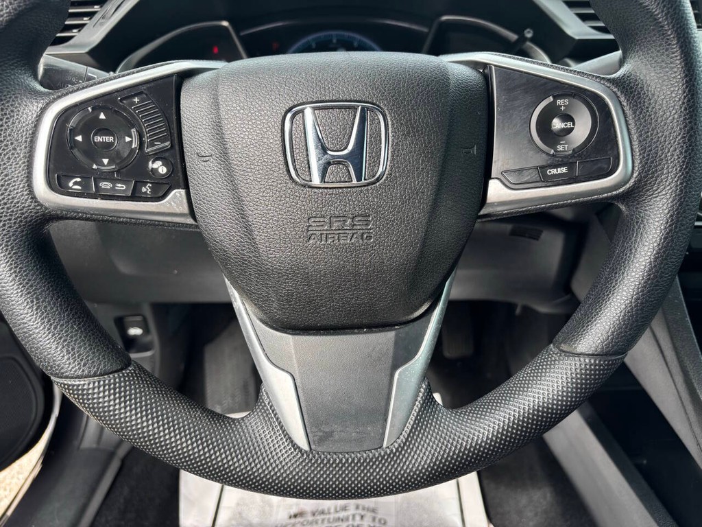 Honda Civic Coupe Vehicle Full-screen Gallery Image 22