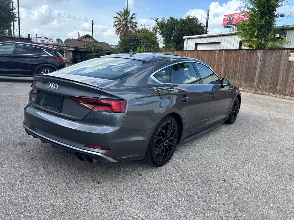 Audi S5 Sportback Vehicle Full-screen Gallery Image 07