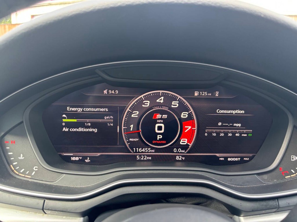 Audi S5 Sportback Vehicle Full-screen Gallery Image 28