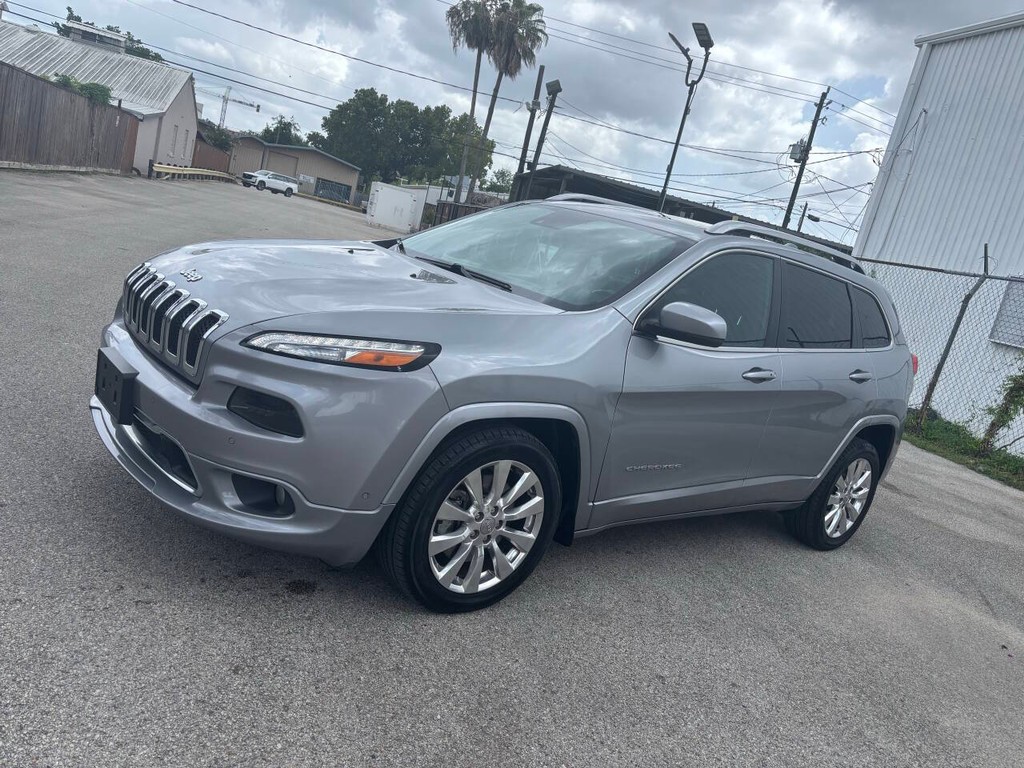 Jeep Cherokee Vehicle Full-screen Gallery Image 04