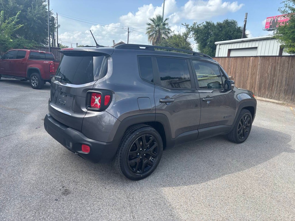 Jeep Renegade Vehicle Full-screen Gallery Image 07