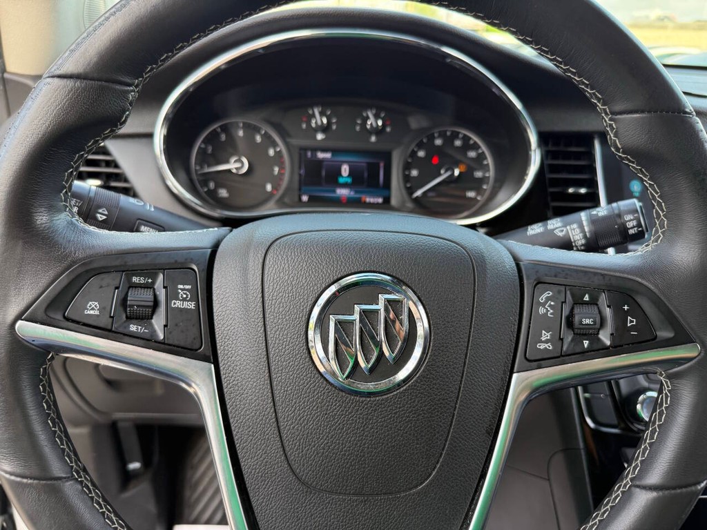 Buick Encore Vehicle Full-screen Gallery Image 23