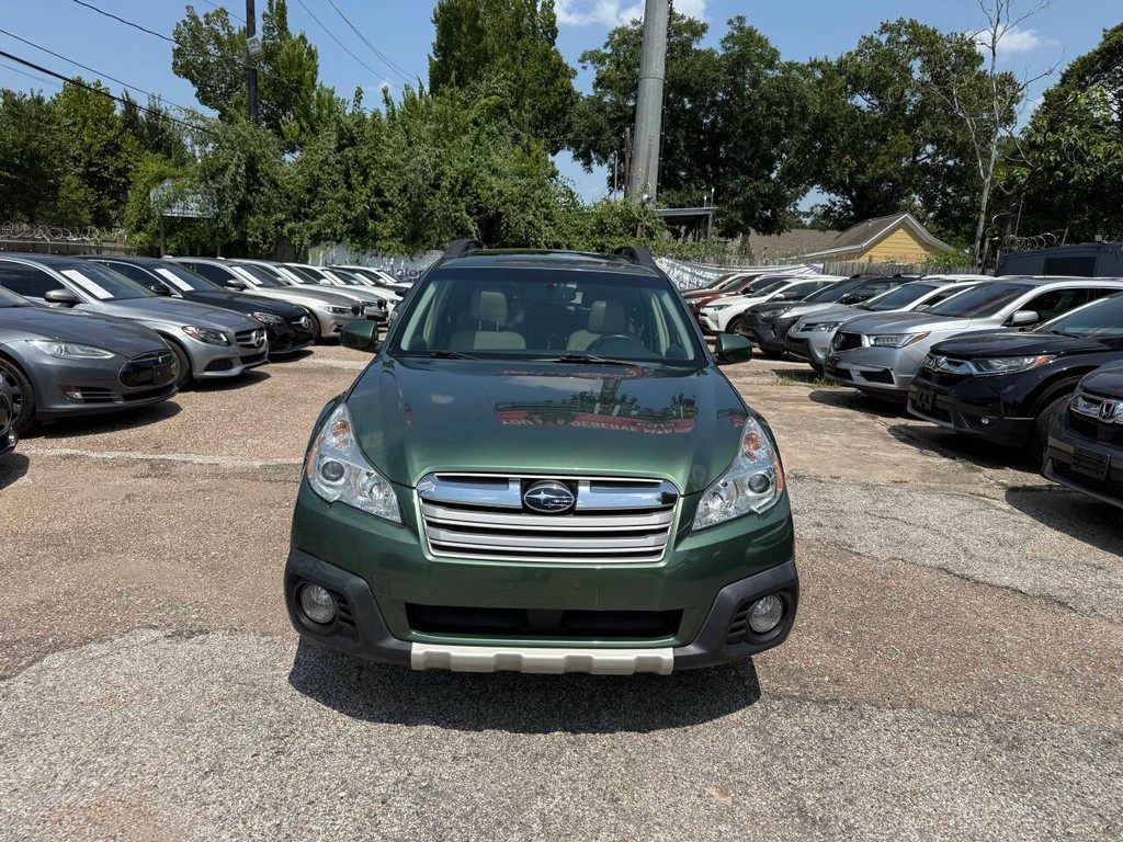 Subaru Outback Vehicle Full-screen Gallery Image 02