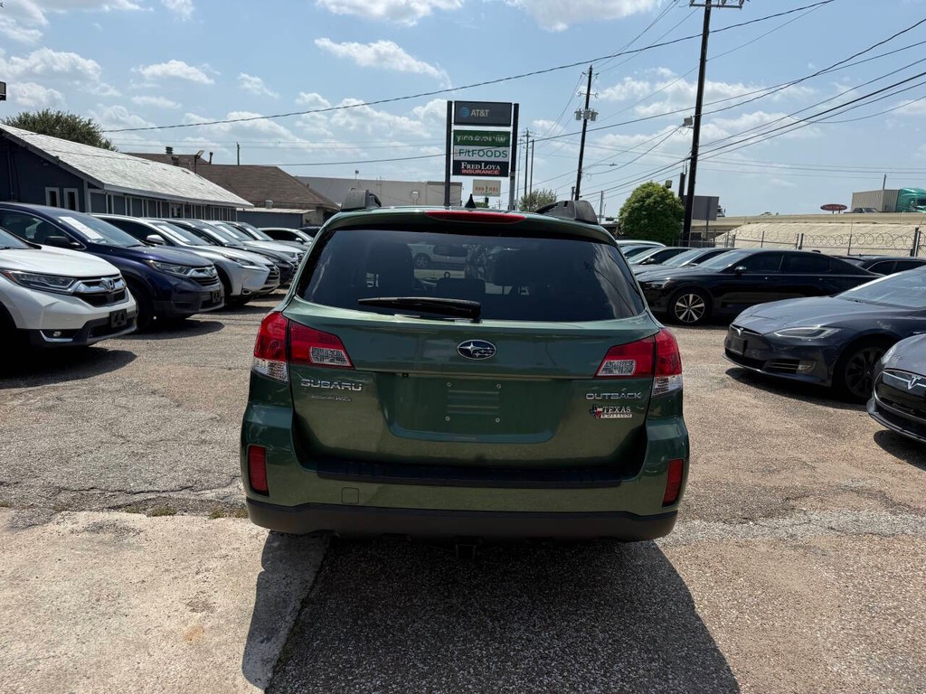 Subaru Outback Vehicle Full-screen Gallery Image 06