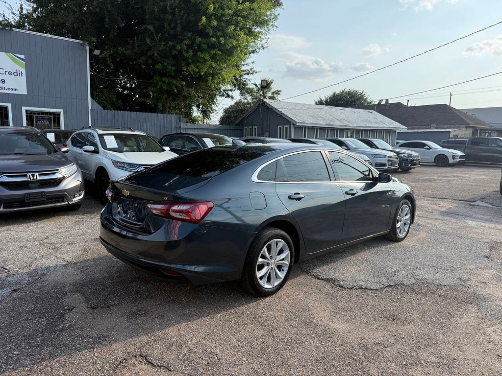 Chevrolet Malibu Vehicle Full-screen Gallery Image 08
