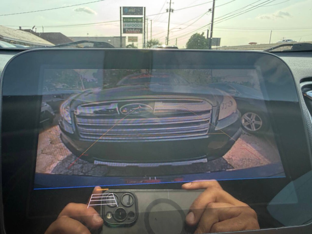 Chevrolet Malibu Vehicle Full-screen Gallery Image 22
