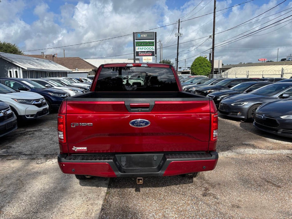 Ford F-150 Vehicle Full-screen Gallery Image 05