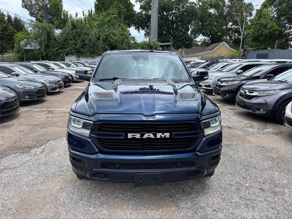 Ram 1500 Vehicle Full-screen Gallery Image 03