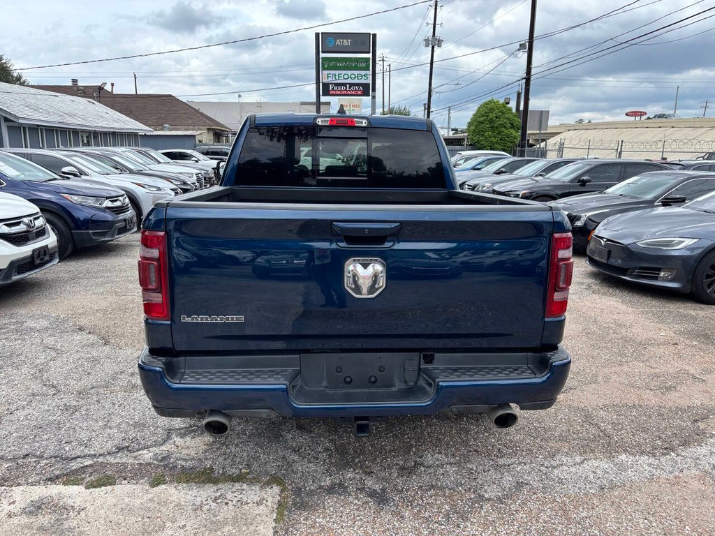 Ram 1500 Vehicle Full-screen Gallery Image 06