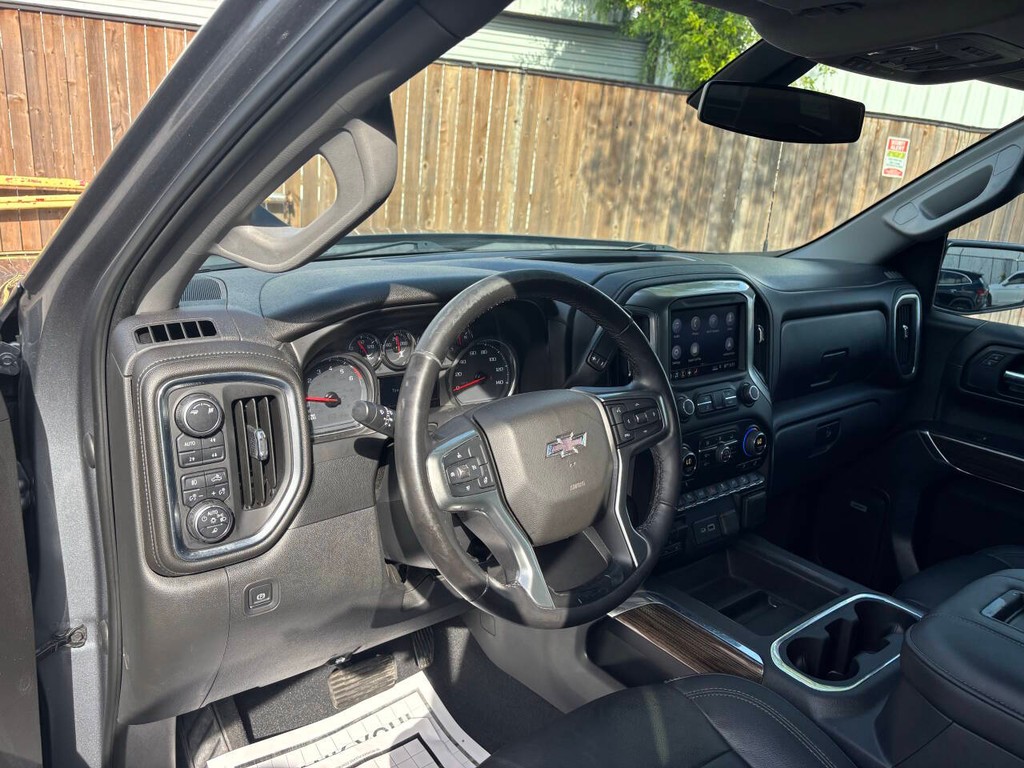 Chevrolet Silverado 1500 Vehicle Full-screen Gallery Image 08
