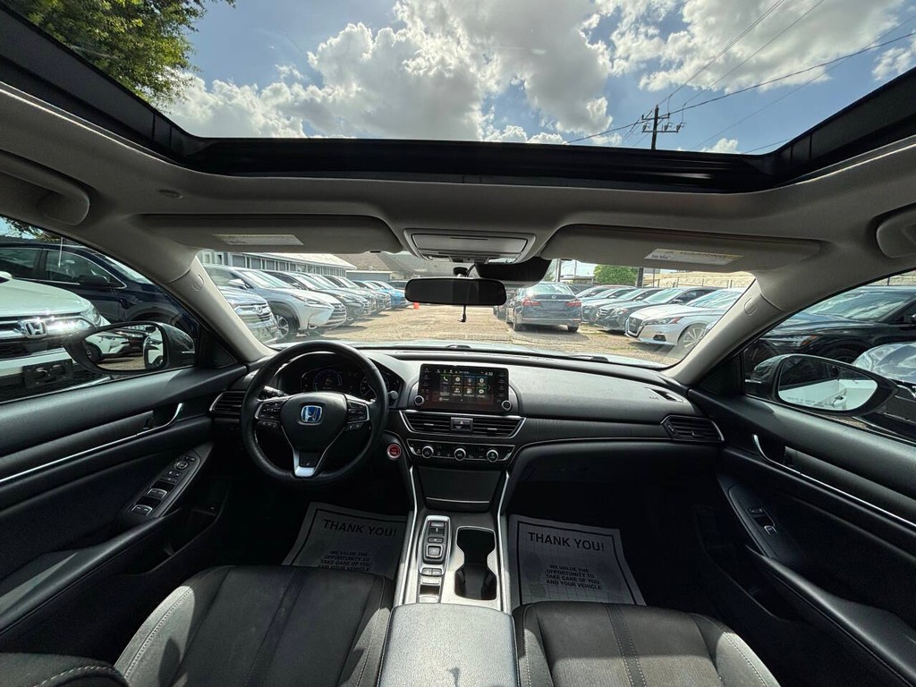 Honda Accord Hybrid Vehicle Full-screen Gallery Image 18