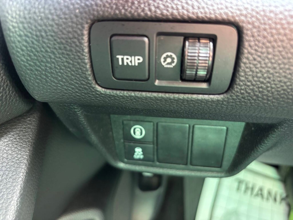 Honda Accord Hybrid Vehicle Full-screen Gallery Image 26