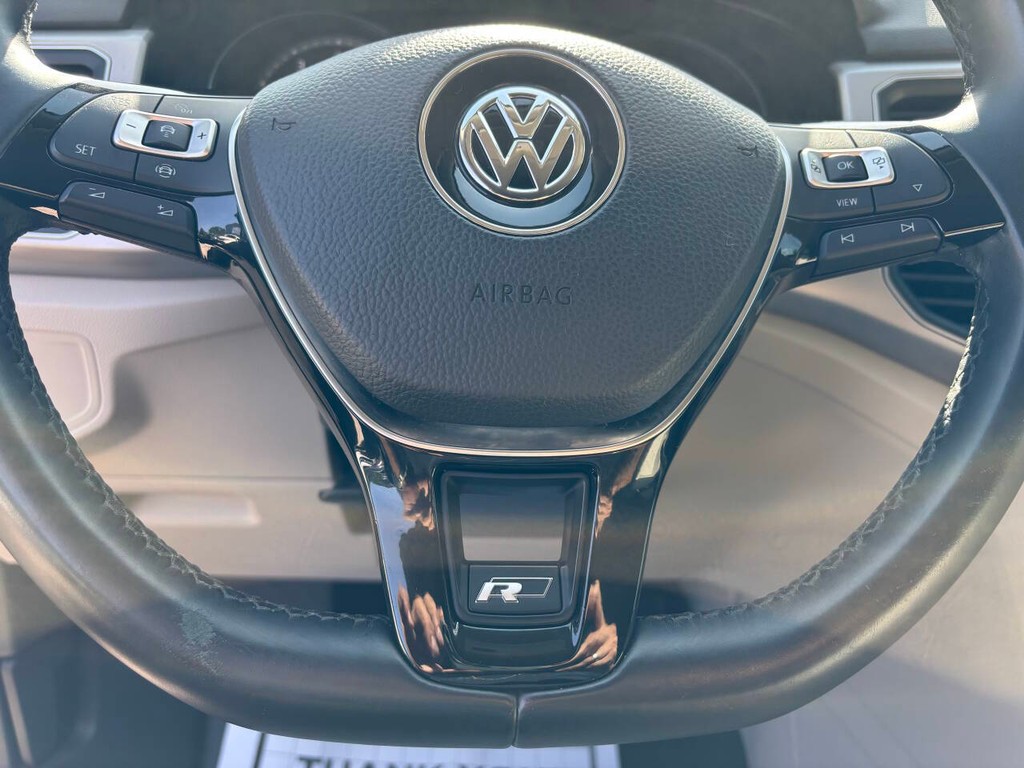 Volkswagen Atlas Vehicle Full-screen Gallery Image 27