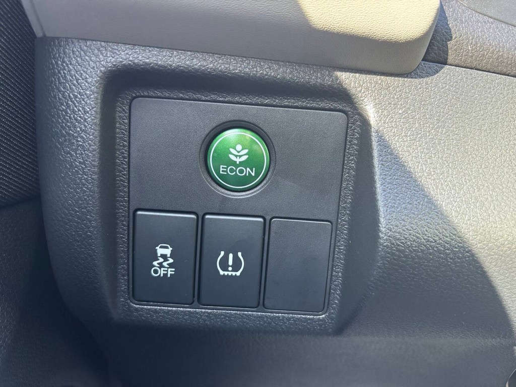 Honda HR-V Vehicle Full-screen Gallery Image 25
