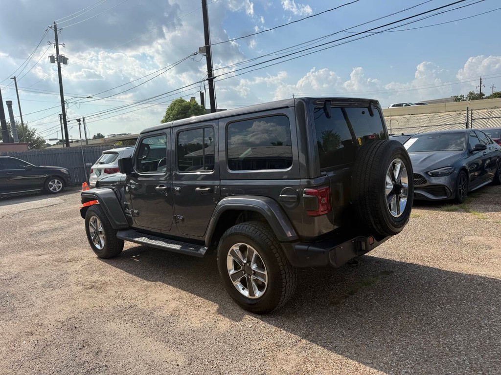 Jeep Wrangler Unlimited Vehicle Full-screen Gallery Image 05