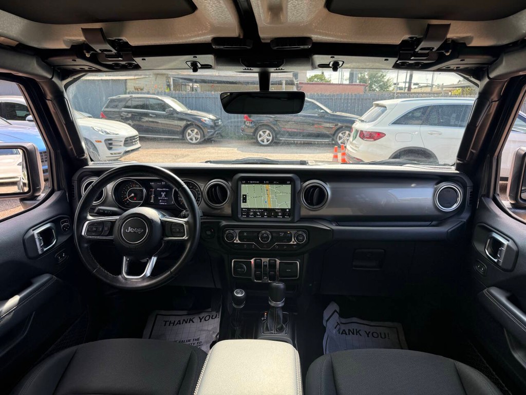 Jeep Wrangler Unlimited Vehicle Full-screen Gallery Image 19