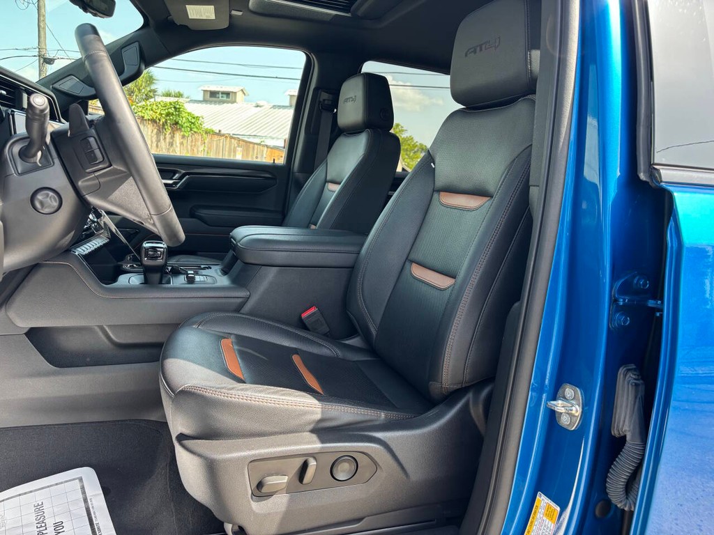 GMC Sierra 1500 Vehicle Full-screen Gallery Image 09