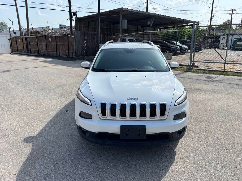 Jeep Cherokee Vehicle Full-screen Gallery Image 02