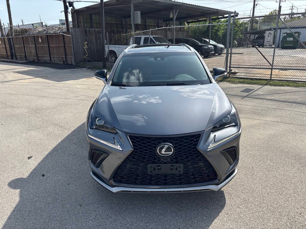 Lexus NX Vehicle Full-screen Gallery Image 03