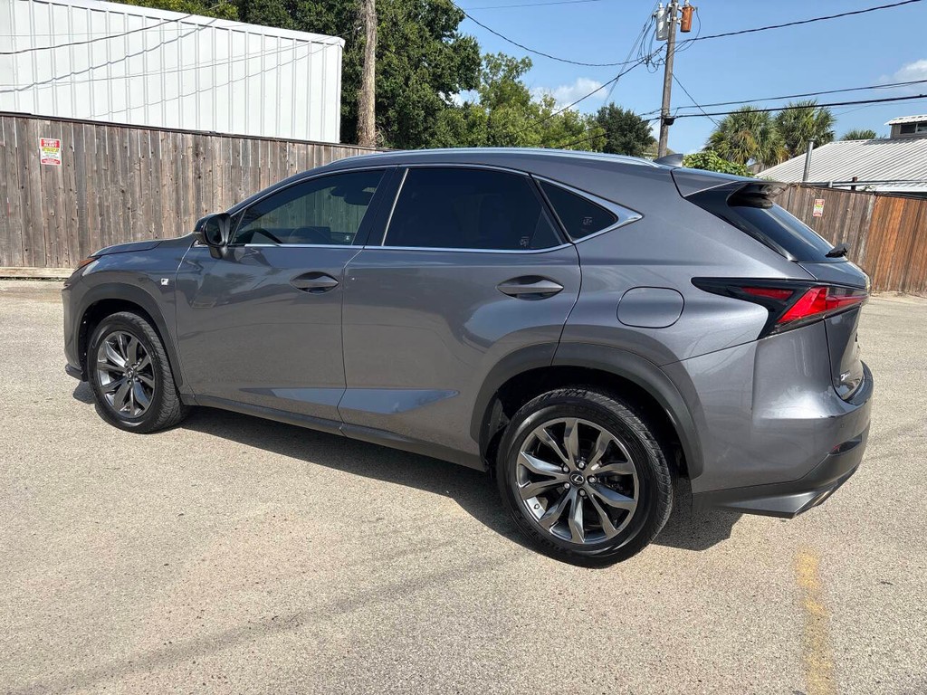 Lexus NX Vehicle Full-screen Gallery Image 05