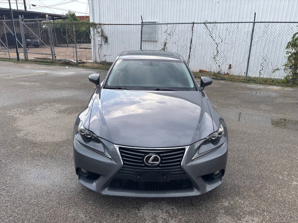 Lexus IS 250 Vehicle Full-screen Gallery Image 02