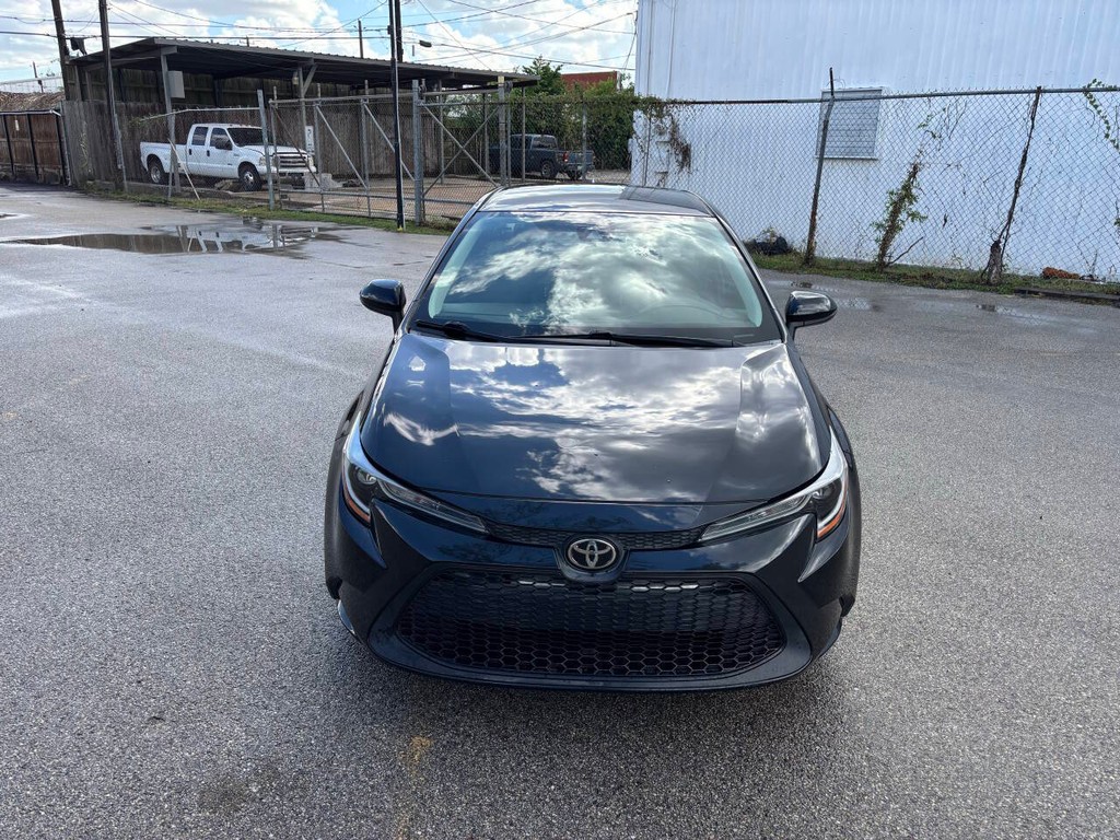 Toyota Corolla Vehicle Full-screen Gallery Image 02