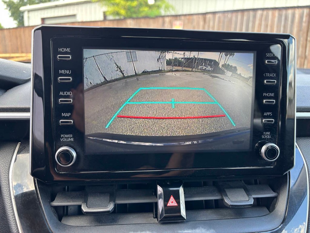 Toyota Corolla Vehicle Full-screen Gallery Image 21
