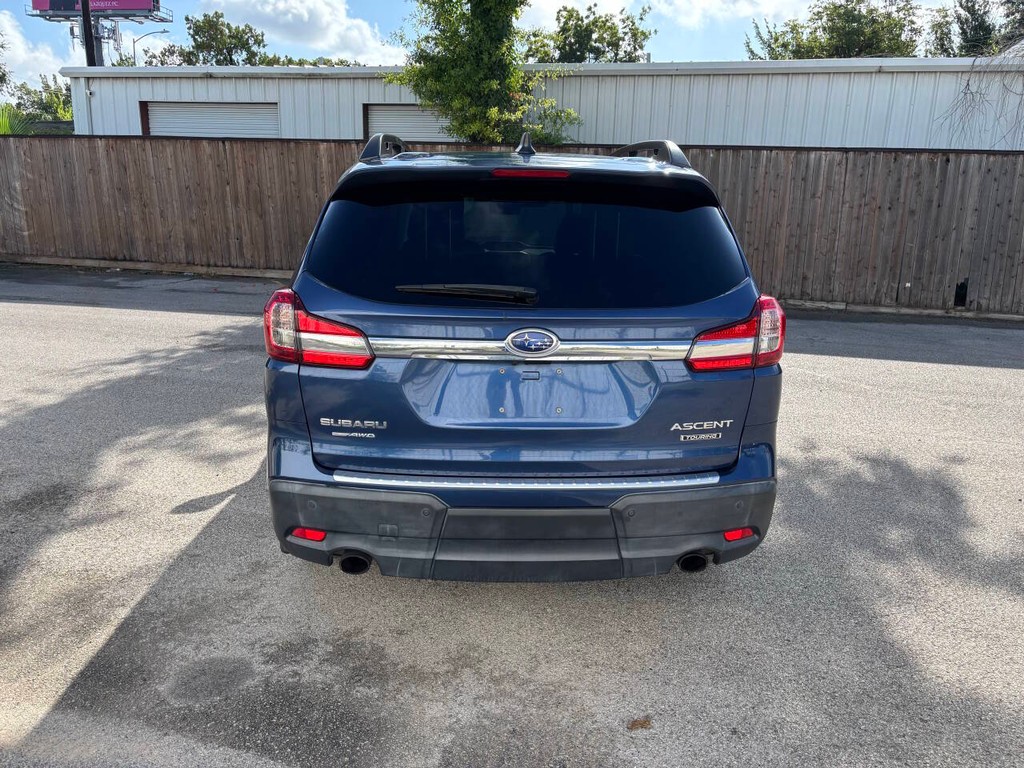 Subaru Ascent Vehicle Full-screen Gallery Image 06