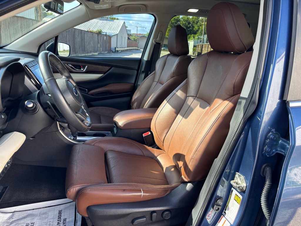 Subaru Ascent Vehicle Full-screen Gallery Image 09