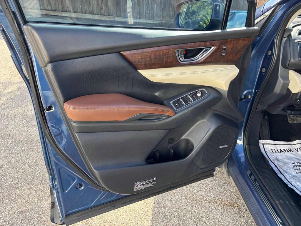 Subaru Ascent Vehicle Full-screen Gallery Image 10