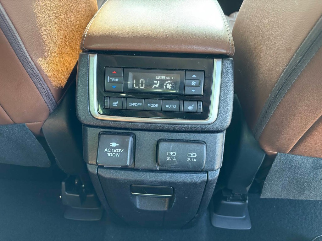 Subaru Ascent Vehicle Full-screen Gallery Image 20