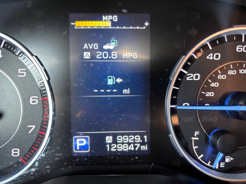 Subaru Ascent Vehicle Full-screen Gallery Image 36