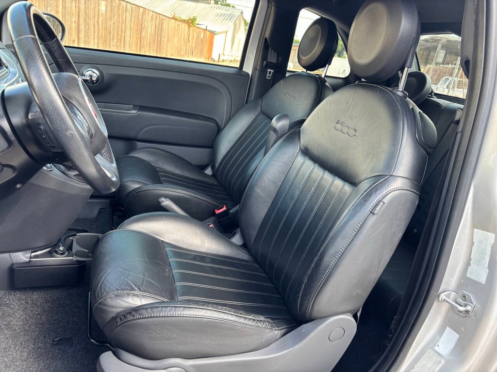 FIAT 500 Vehicle Full-screen Gallery Image 10