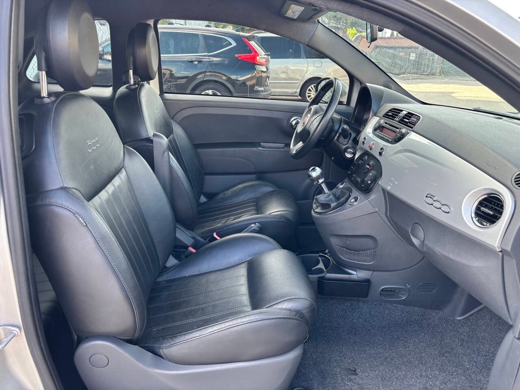 FIAT 500 Vehicle Full-screen Gallery Image 13