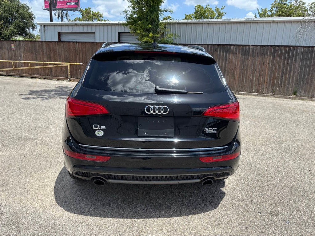 Audi Q5 Vehicle Full-screen Gallery Image 06