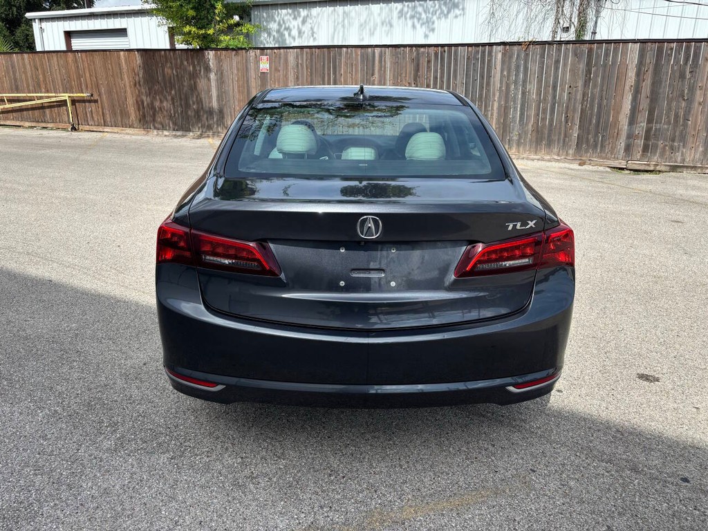 Acura TLX Vehicle Full-screen Gallery Image 06