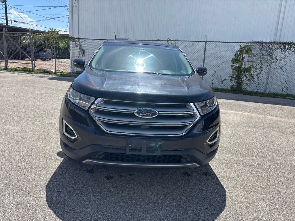 Ford Edge Vehicle Full-screen Gallery Image 03