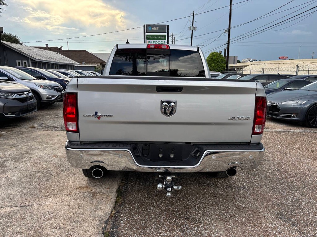 Ram 1500 Vehicle Full-screen Gallery Image 06
