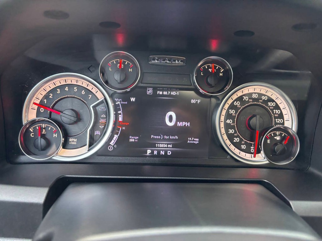 Ram 1500 Vehicle Full-screen Gallery Image 25