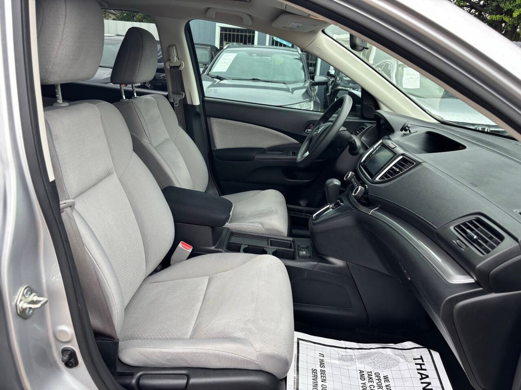 Honda CR-V Vehicle Full-screen Gallery Image 11