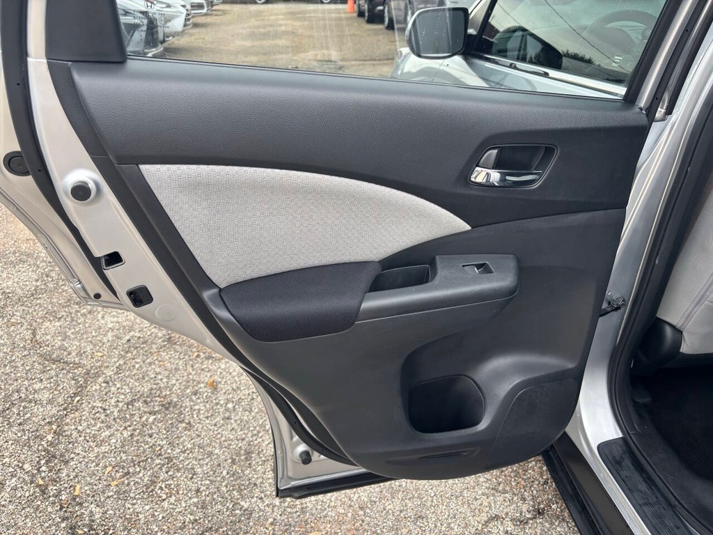 Honda CR-V Vehicle Full-screen Gallery Image 14