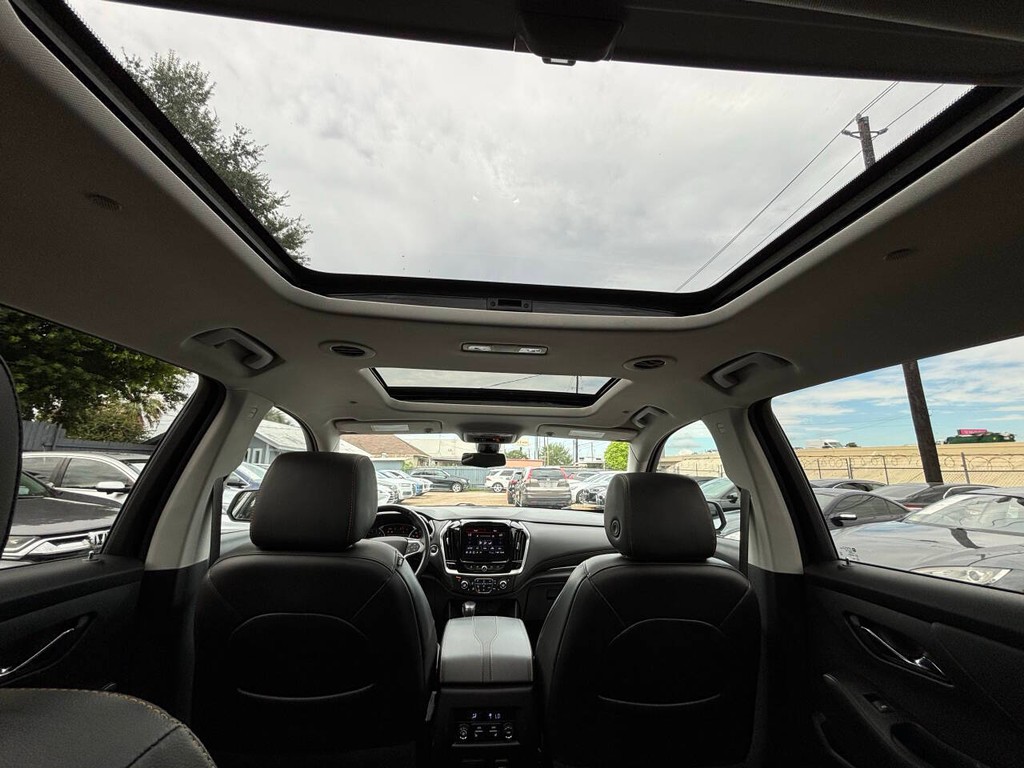Chevrolet Traverse Vehicle Full-screen Gallery Image 19