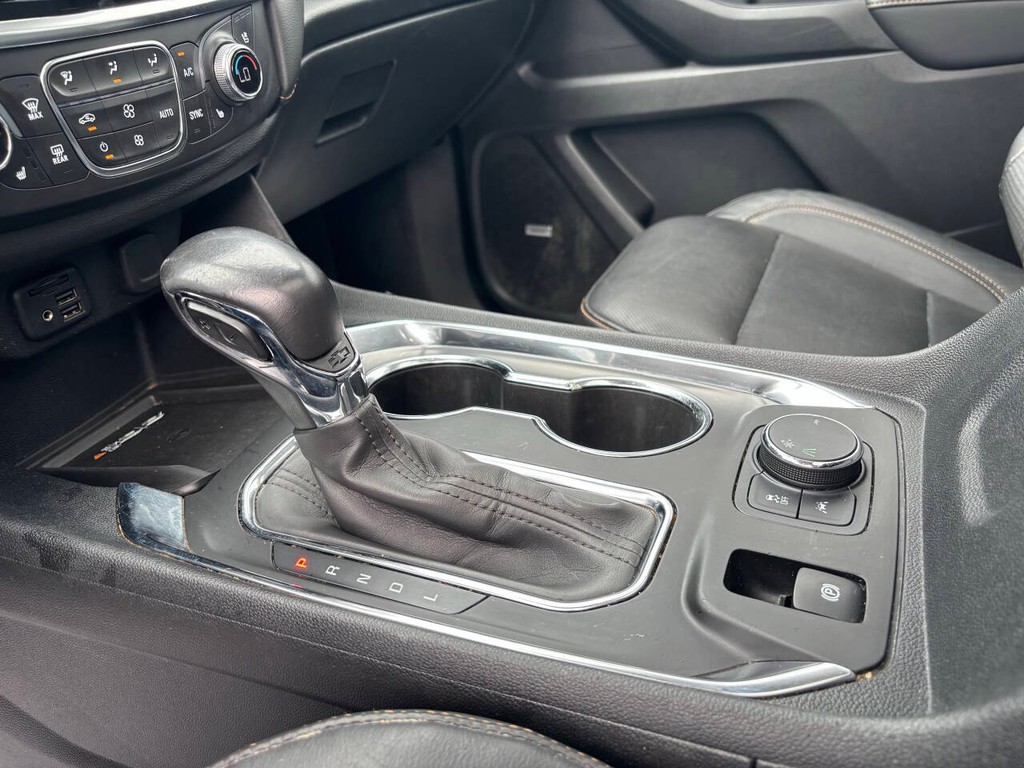 Chevrolet Traverse Vehicle Full-screen Gallery Image 24